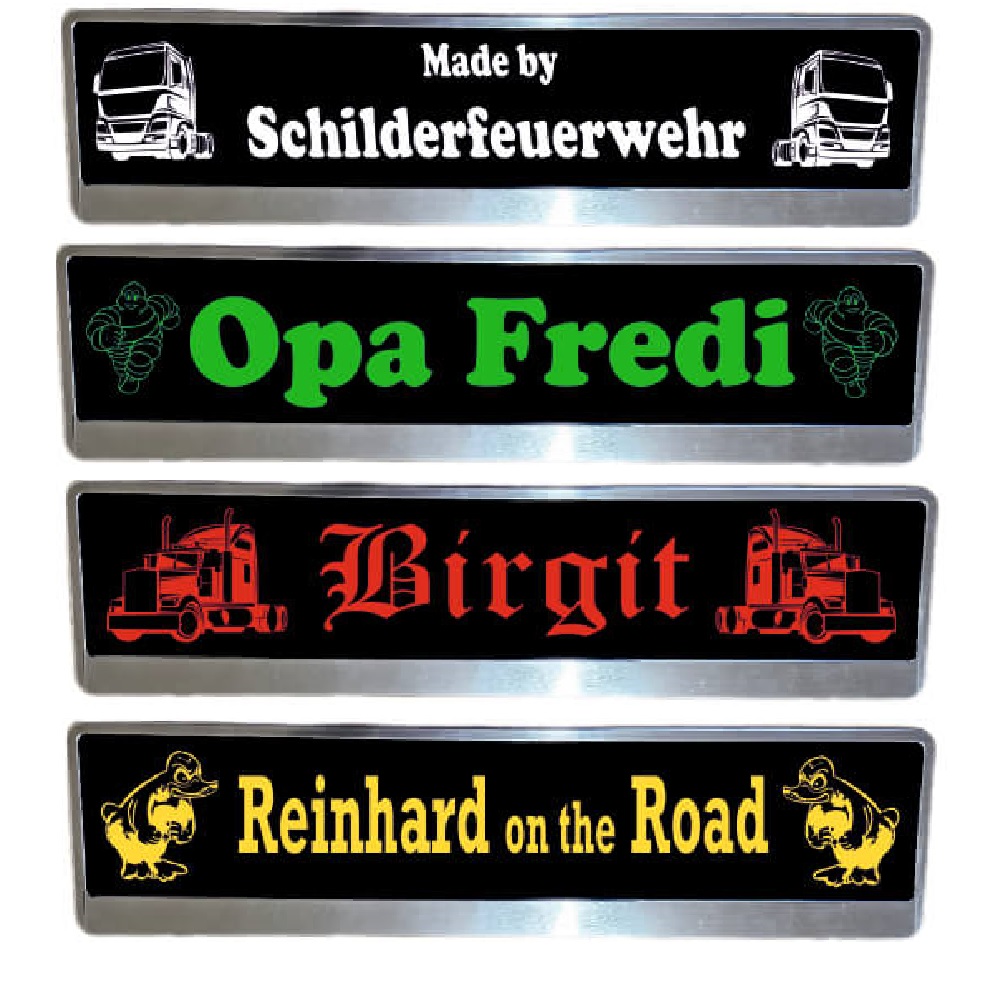 LED Namensschild Scrollend 4-Zeichen Display Mehrsprachig Mit Akku – Für Bahnhof Flughafen & Events
