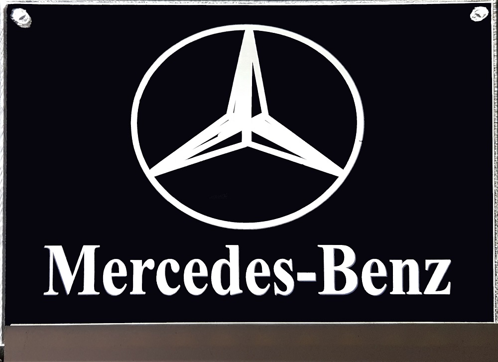 LKW Leuchtschild Mercedes