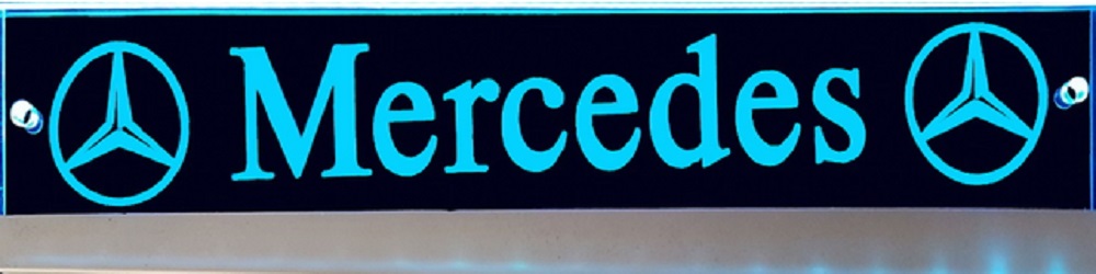Mercedes Leuchtschild ▻ mit beleuchtetem Actros-Logo